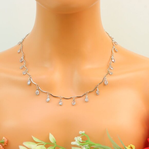 "New Beautiful Design Necklace Chain for Women/Girls, Gift, N813 - Picture 3 of 10